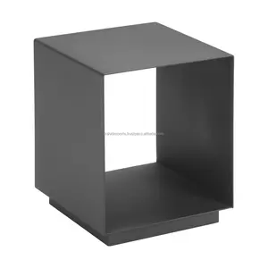Juego de Mesa de Comedor Moderno con Centro de Hierro, 4 Sillas y Espejo de Vanidad, Fabricado por Zahid Exports - Product Image 1