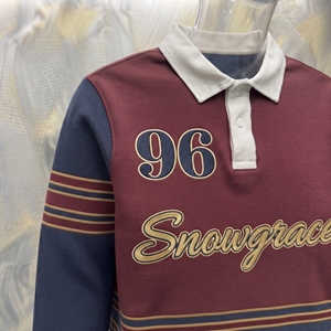 เสื้อฟุตบอลแขนสั้นลายทาง SNOWGRACE คอวี ปักโลโก้ ยูนิเซ็กส์ ผู้ใหญ่ ใส่สบาย ระบายอากาศได้ดี ผ้าโพลีเอสเตอร์ ทรงหลวม - Product Image 6