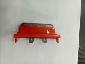 กล่องจ่ายไฟสีแดงสำหรับอุตสาหกรรมและการส่งกำลังไฟฟ้า 110V มาตรฐาน IP54 พร้อมระบบล็อคป้องกันการงัดแงะ - Product Image 4