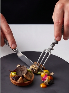 Ensemble de couverts en métal au design squelette, couteau, fourchette, cuillère, couverts fantaisie pour fête, finition mate, manche durable pour une utilisation en cuisine - Product Image 5