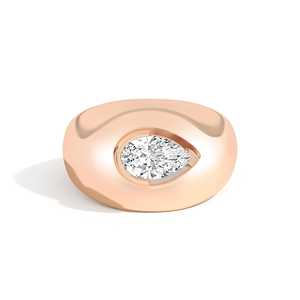 Anillos de oro macizo de 14k y 18k con diamante de laboratorio de 1 quilate en forma de pera, con engaste semibezel y puntas, anillos de declaración con cúpula robusta para hombre, al por mayor - Product Image 4