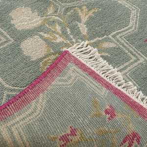 Alfombra de lana anudada a mano Baagh |   Alfombra de Pasillo Floral de Lujo - Product Image 3