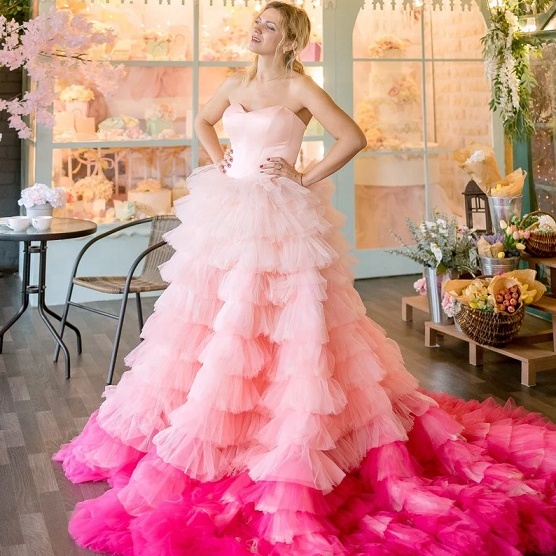 2026 Hot Selling Indian Handmade Peach Tiered Gown for Photoshoot Women Pink  Wedding Dress For Women At Factory Price| Alibaba.com