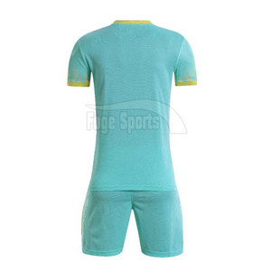 Dernier design, nouveau style, uniforme de football respirant, qualité supérieure, couleur unie, uniforme de football en vente en ligne - Product Image 2
