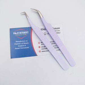 Pinzas para pestañas con recubrimiento en polvo con logotipo personalizado más vendidas, herramienta de belleza de acero inoxidable de rendimiento óptimo, punta de fibra sostenible - Product Image 1