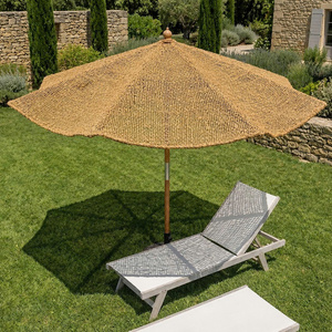 Sombrilla de hierro de doble capa con techo de paja |   Flujo de Aire Mejorado para Comer al Aire Libre y Relajarse en el Patio Trasero - Product Image 6