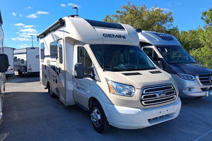 Used 2018 T-h-o-r G-e-m-i-n-i 23T-R - Product Image 3