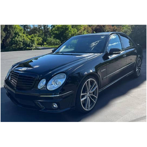 Mercedes-Benz E63 AMG Sedán 2007 - Product Image 2
