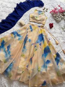 Lehenga Choli Azul Acuarela para Mujer con Dupatta Azul Rey con Volantes para Boda India - Product Image 4