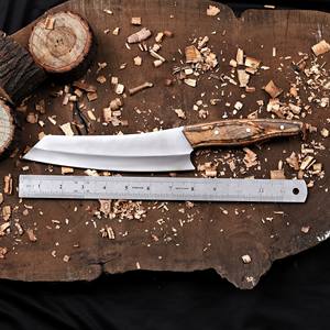 Cuchillo de Chef de Acero Inoxidable Estilo Japonés Forjado a Mano con Mango de Madera Pakka y Funda de Cuero, Espiga Completa, OEM Personalizado - Product Image 3