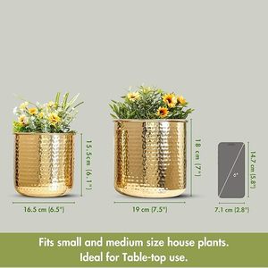Pot de fleurs moderne en métal doré martelé pour plantes d'intérieur 16,5 cm et 19 cm, utilisation sur bureau - Product Image 1