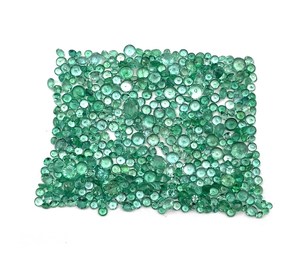 Esmeraldas de Zambia Genuinas, Redondas y Facetadas, de 2 a 5 mm, Lote de Esmeraldas Verdes Naturales para Joyería - Product Image 6