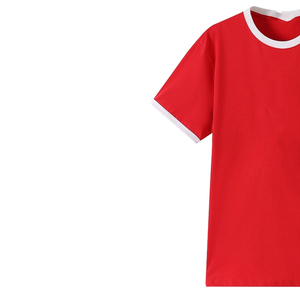 Camiseta Casual de Punto para Hombre, Cuello Redondo, Manga Corta, Corte Regular, Color Sólido Rojo con Ribete en Contraste 2027 - Product Image 3