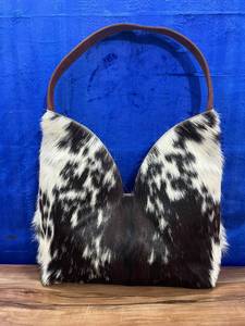 Women's Genuine Leather Animal Prints Casual <b>Tote</b> <b>Bag</b> Lock Closure Velvet Lined Polyester Zip Pocket Handbag - Product Image 1
