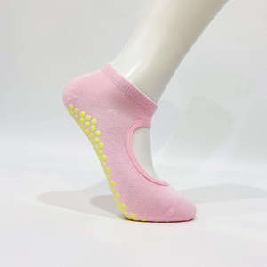 Yoga Pilates OEM <b>Socks</b> for Women <b>Grip</b> <b>Socks</b> Non Slip Pilates <b>Socks</b> Supply Ankle Ballet Barre Custom Anti Slip Studio Custom Logo - Product Image 3