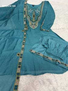 Proveedor de conjuntos de Kurti Anarkali, Plazzo y Dupatta de la mejor calidad, con bordado multihilo hecho a mano, de Mal Chanderi, desde India. - Product Image 4