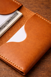 Cartera Minimalista de Cuero Genuino Personalizada, Duradera, con Patrón de Hilo Vintage, para Uso Diario, para Tarjetas de Visita y Dinero - Product Image 3