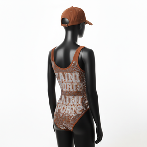 Maillot de bain une pièce marron uni en poly-spandex épais pour femme, orné de clous et avec logo imprimé personnalisé - Product Image 5