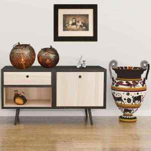 Portavelas de hierro ligero hecho en India para iluminación ambiental en esquinas de comedor, configuraciones de salón y decoración festiva. - Product Image 2