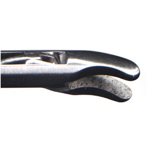 Porte-aiguille courbé avec verrouillage, mâchoires revêtues de carbure de tungstène, tige de 5 mm, longueur de travail de 17 cm, longueur totale de 30 cm – ZETOMEDPRO - Product Image 3
