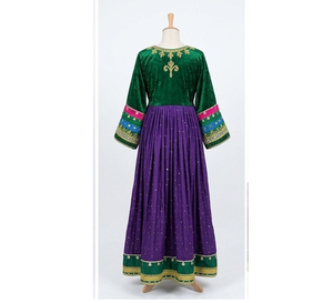 Robes afghanes Kuchi traditionnelles ethniques vintage brodées, grandes tailles, longues jusqu'au sol, manches longues, multicolores - Product Image 2