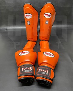 Guantes de Boxeo Personalizables de Alta Calidad para Gemelos con Protectores de Tibia, Cierre de Velcro, 100% Cuero Genuino, Equipo de Entrenamiento de Artes Marciales - Product Image 3