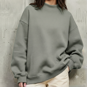 เสื้อสเวตเชิ้ตคอเต่าทรงโอเวอร์ไซส์สำหรับผู้หญิง ผ้าฝ้ายฟลีซหนานุ่ม ทรงหลวมไหล่ตก สไตล์สตรีทแวร์ - Product Image 1