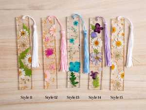 Nouveaux marque-pages décoratifs en résine faits à la main avec fleurs séchées, design Art Déco rond, pompons, dentelle florale transparente, rose, marguerite - Product Image 3