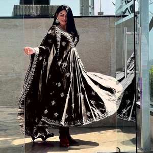 PANTALÓN BATA DE TRABAJO BORDADO SEDA CHINON ATRACTIVO CON DUPATTA NEGRO - Product Image 1