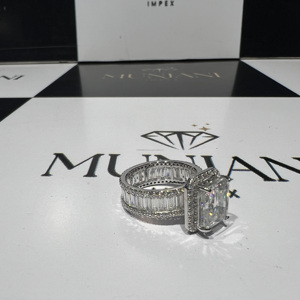 Anillos de compromiso de lujo para unisex en oro blanco de 14k con diamantes redondos de corte brillante, anillos finos con diamantes cultivados en laboratorio, joyería fina. - Product Image 6