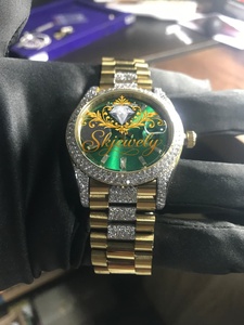 Montre à cadran vert avec diamants, bracelet bicolore, montre-bracelet avec lunette en strass, style mécanique tendance - Product Image 4