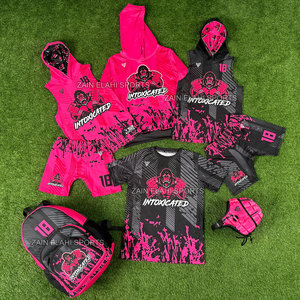 7v7 Maßgeschneidertes Sublimations-Set aus Polyester: Kapuzen-Trikot, Shorts, Rucksack, Atmungsaktive Team-Uniform, Komplettpaket - Product Image 1