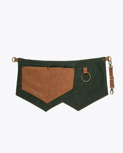 Capa de Peluquería de Cuero con Bolsillos, Delantal Resistente para Uso en Barberías - Product Image 3
