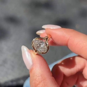 Anillo de Compromiso con Diamante Ovalado de 2.5 CT Cultivado en Laboratorio, Anillo de Promesa Solitario de Oro Sólido de 14K, Certificado por IGI - Product Image 2