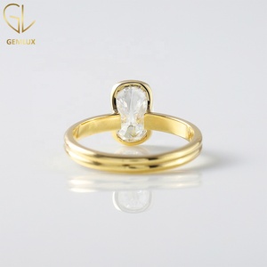 Anillo de compromiso solitario de plata de ley 925 con moissanita de corte cojín alargado de 2.50 CT y media engaste para mujer - Product Image 5