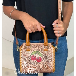 Bolso Speedy de Cuero Grabado con Diseño de Cerezas para Mujer, Bolso de Mano Artesanal de Cuero Genuino de Vaca Estilo Western con Grabado Floral, Bandolera - Product Image 1