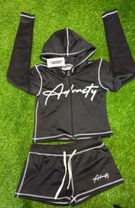 Conjunto de Shorts para Mujer con Estampado Serigrafiado, Personalizado, de Spandex Transpirable, Estilo Urbano, 2 Piezas con Capucha, Superventas - Product Image 2