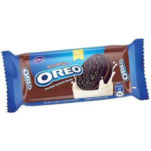 Biscuits OREOO Double Stuff au chocolat, format familial, en vente - Product Image 2