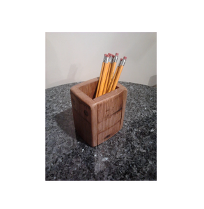 Porte-stylo carré en bois de luxe pour bureau, avec logo personnalisé de très haute qualité, cadeau d'affaires, fabrication et fournisseur en gros. - Product Image 1