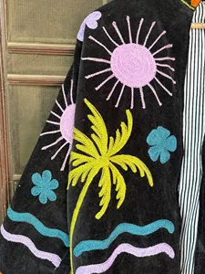 Chaqueta Premium de Terciopelo Negro con Bordado Suzani y Palmera, Estilo Boho, Manga Larga, Cuello Alto, Ropa de Invierno para Mujer - Product Image 2