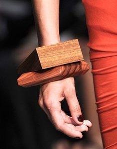 Bracelets ethniques en bois de qualité supérieure, bijoux élégants en bois pour femmes, collection de mode traditionnelle - Product Image 1