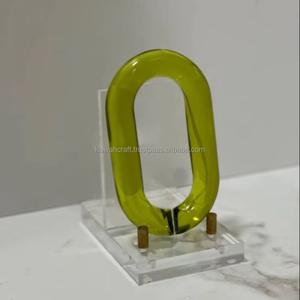 Vibrant Polyresin Chain Link Wall Art Sculpture Acrylic Interlocking <b>Ring</b> Decoration For Commercial Hotel Lobby Accessories - Product Image 1