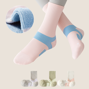 Wholesale Custom Cotton Sports Socks Tennis Socks High Quality Breathable Eco-Friendly Mens Women Youth Comfortable Crew - Product Image 2