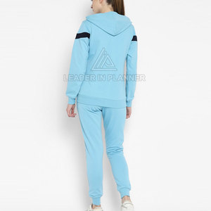 ชุดวอร์มผู้หญิงระบายอากาศได้ดี เป็นมิตรกับสิ่งแวดล้อม สวมใส่สบาย เหมาะสำหรับวิ่ง ราคาขายส่ง พร้อมบริการ OEM - Product Image 3