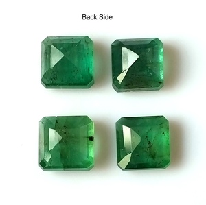 มรกตธรรมชาติจากแซมเบีย น้ำหนักรวม 4.90 กะรัต ขนาด 6x6 มม. เจียระไนทรงมรกตแบบเหลี่ยมเพชรพลอย โปร่งแสง ชุด 4 เม็ด - Product Image 2