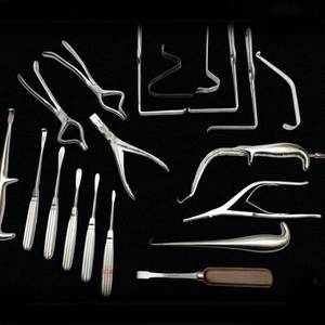Juego de Instrumentos de Cirugía Maxilofacial Ortopédica de 19 Piezas, Kit Completo de Instrumentos Quirúrgicos Orales y Faciales, Acero de Grado Hospitalario - Product Image 1
