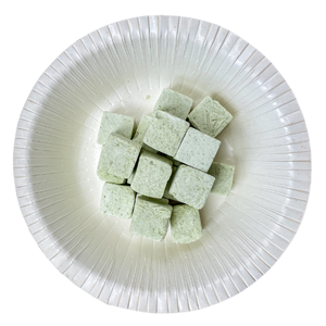 OEM Private Label Freeze Dried Yogurt Snack - Aya-ua Brand Healthy Dairy <b>Bites</b> Spinach Flavor - 10g Pack - Product Image 5