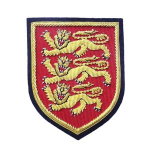 แพทช์ปักโลโก้แบบกำหนดเองปี 2026 แบบรีดร้อนติดได้ น้ำหนักเบา ทำจากผ้าแคนวาส สำหรับเสื้อผ้าและหมวก - Product Image 1