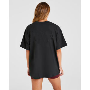 T-shirt de sport noir oversize pour femme, manches courtes, doux, léger et design, coupe décontractée, idéal pour la gym et l'entraînement. - Product Image 2