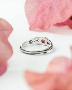 Anillo de Compromiso de Plata de Ley con Granate Natural, Certificado por IGI, Diseño Vintage, Joyería Delicada Inspirada en la Naturaleza, Regalo para Mujer - Product Image 3